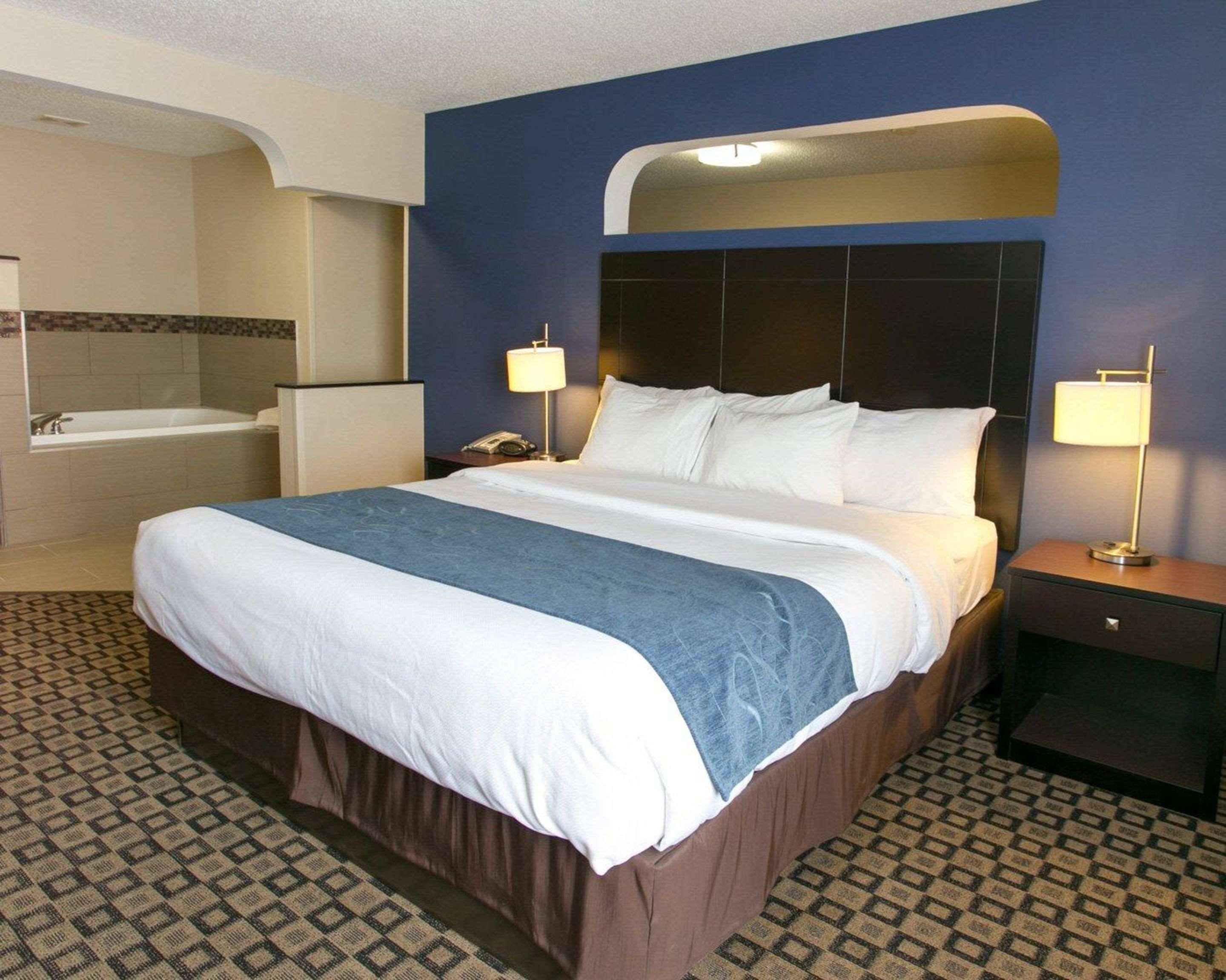Comfort Suites Benton Harbor - St Joseph Exterior foto