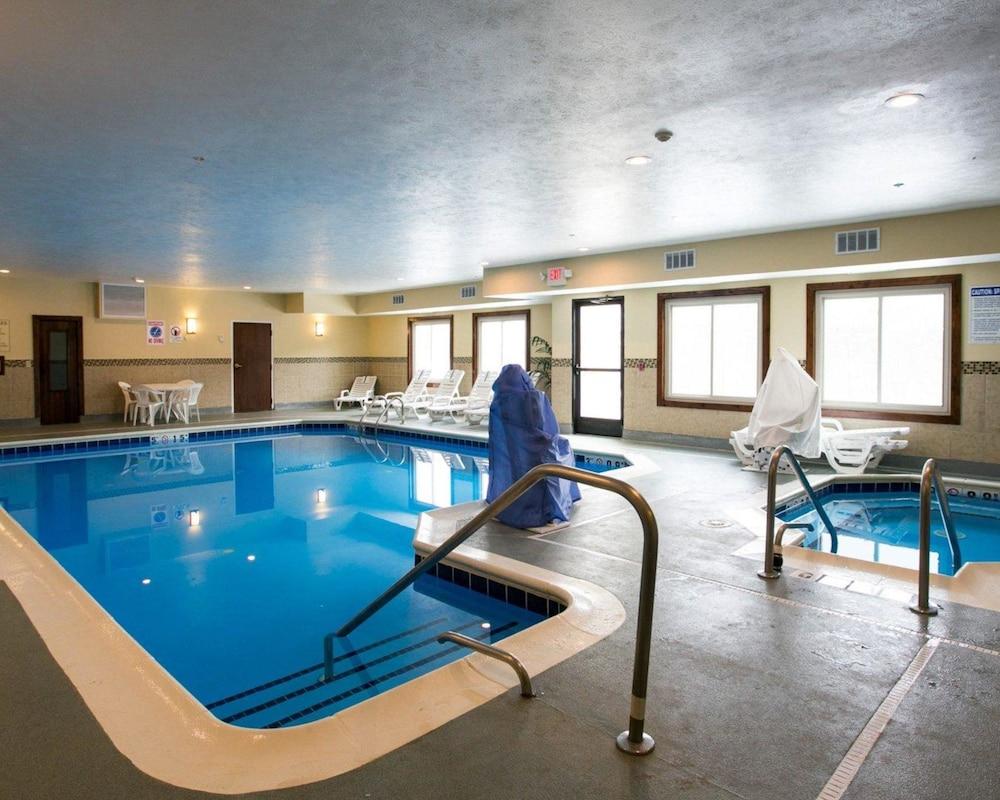 Comfort Suites Benton Harbor - St Joseph Exterior foto
